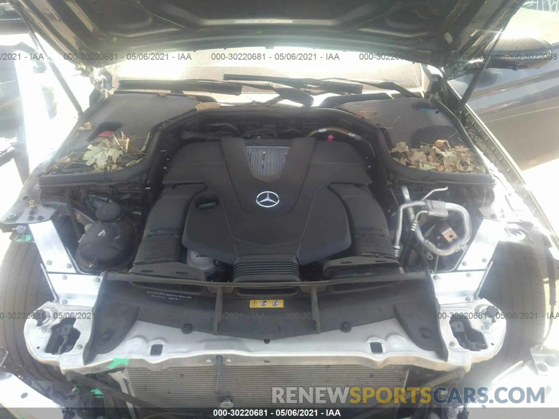 10 Photograph of a damaged car WDDZF6JB4KA490423 MERCEDES-BENZ E-CLASS 2019