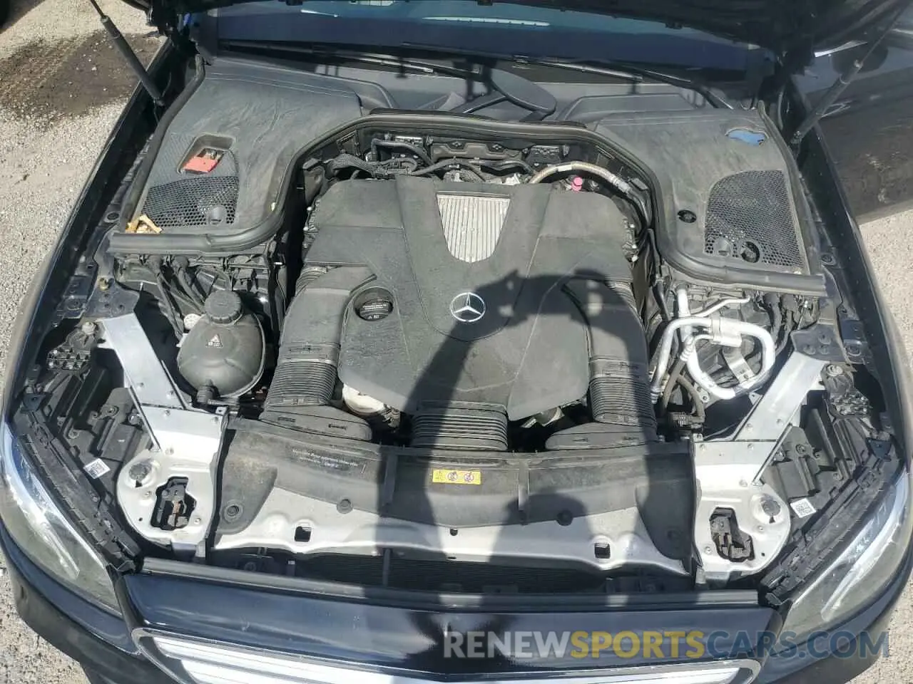 11 Photograph of a damaged car WDDZF6JB8KA490554 MERCEDES-BENZ E-CLASS 2019