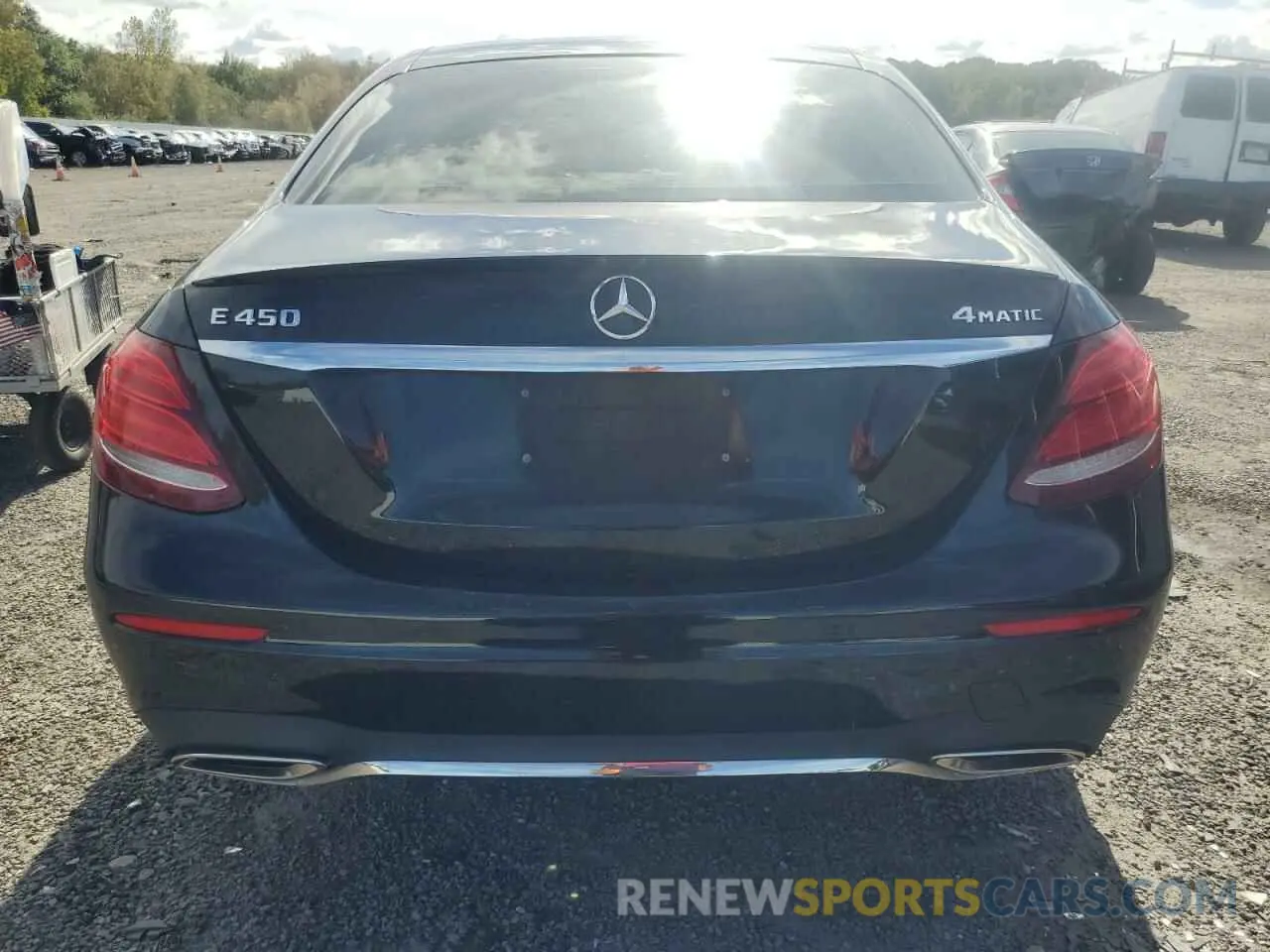 6 Photograph of a damaged car WDDZF6JB8KA490554 MERCEDES-BENZ E-CLASS 2019