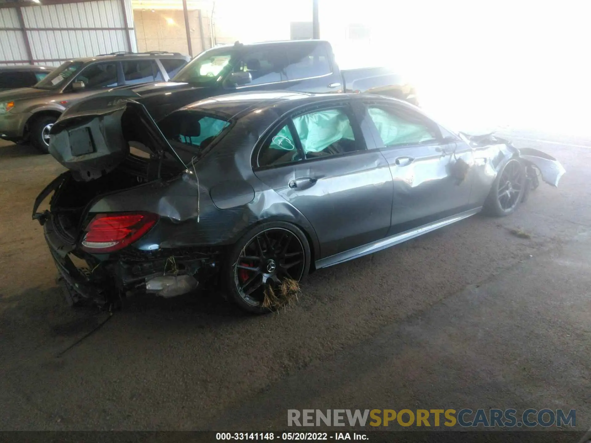 4 Фотография поврежденного автомобиля WDDZF8KB0KA657130 MERCEDES-BENZ E-CLASS 2019