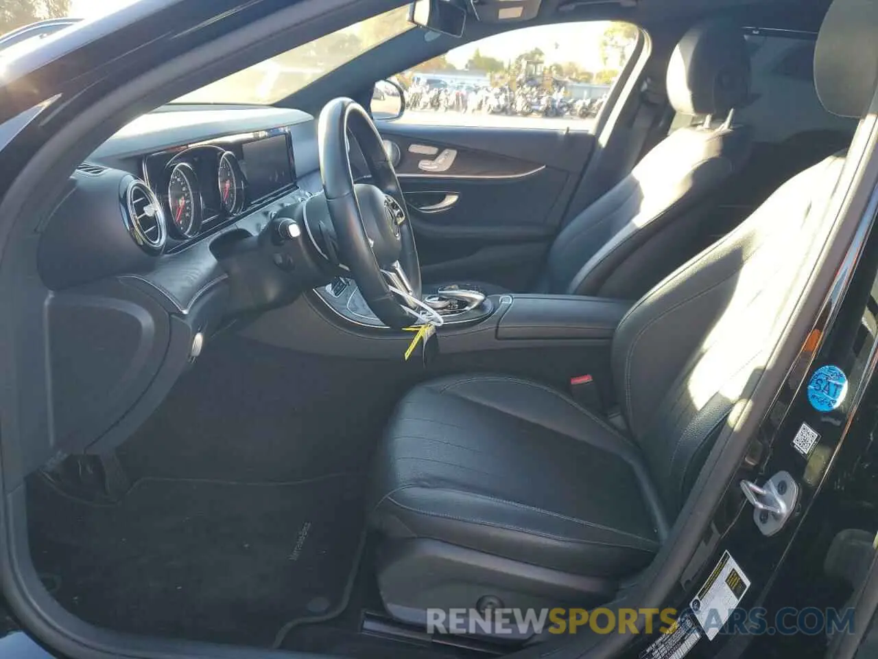 7 Фотография поврежденного автомобиля WDDZH6JB2KA528466 MERCEDES-BENZ E-CLASS 2019