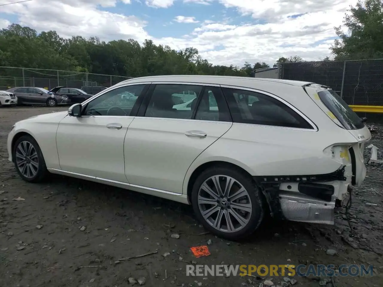 2 Фотография поврежденного автомобиля WDDZH6JB3KA628463 MERCEDES-BENZ E-CLASS 2019