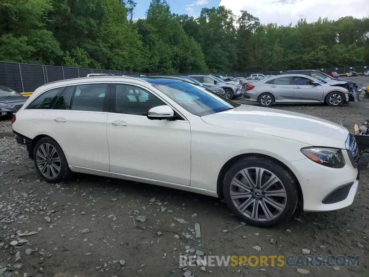 4 Фотография поврежденного автомобиля WDDZH6JB3KA628463 MERCEDES-BENZ E-CLASS 2019
