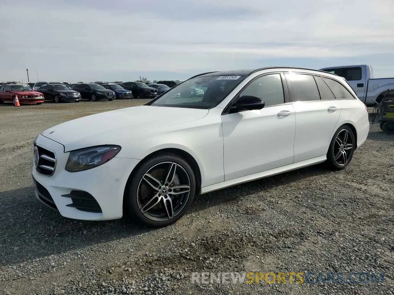 1 Фотография поврежденного автомобиля WDDZH6JB6KA671808 MERCEDES-BENZ E-CLASS 2019