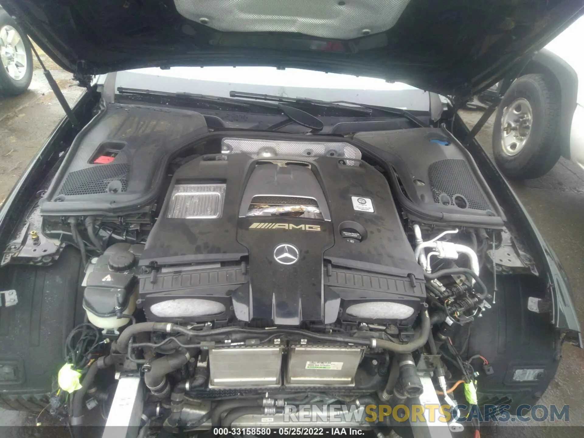 10 Photograph of a damaged car WDDZH8KB1KA517582 MERCEDES-BENZ E-CLASS 2019