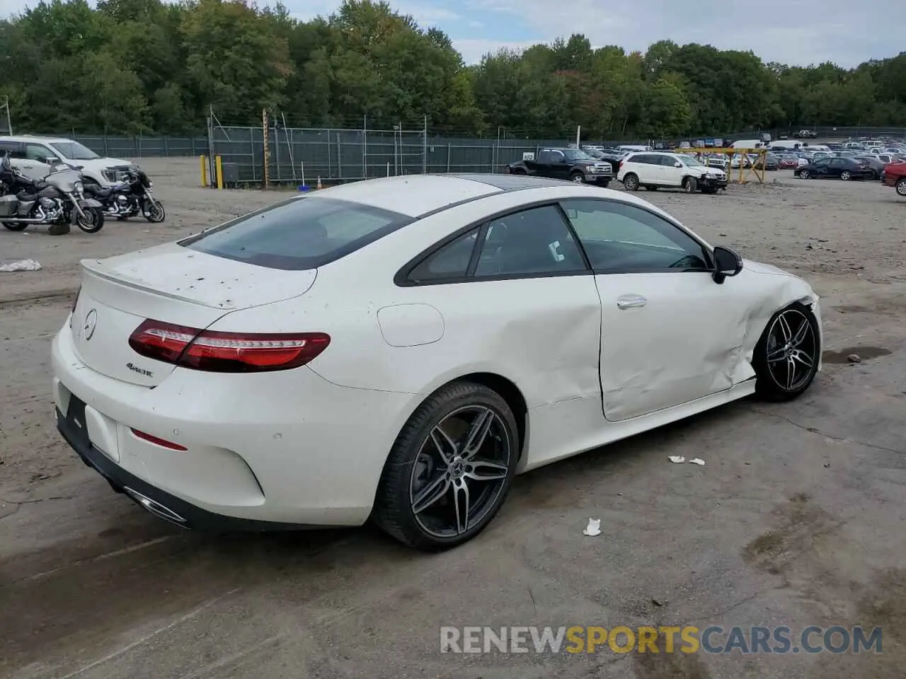 3 Photograph of a damaged car W1K1J6JB2LF133225 MERCEDES-BENZ E-CLASS 2020