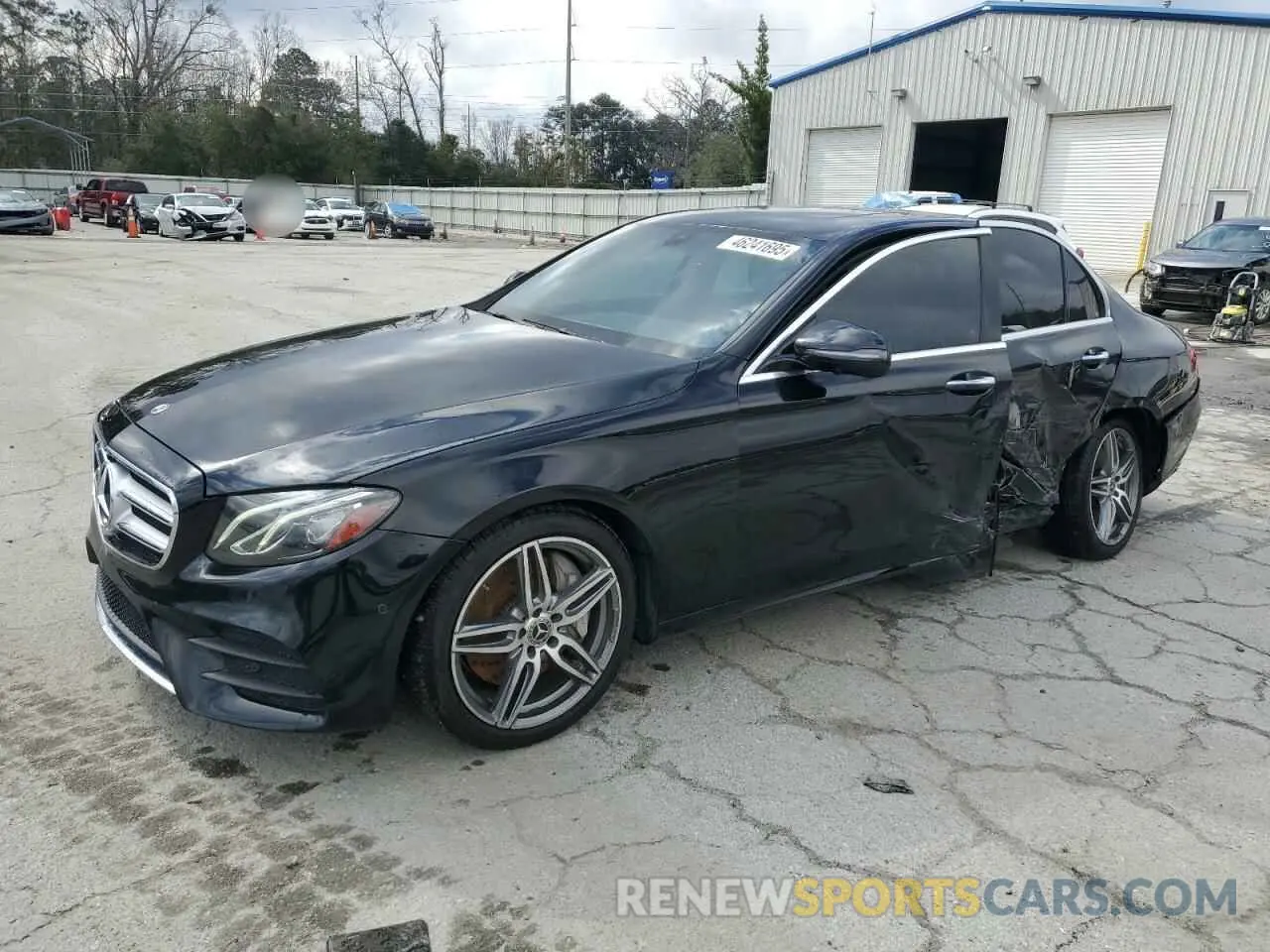 1 Фотография поврежденного автомобиля W1KZF6JB1LA805230 MERCEDES-BENZ E-CLASS 2020