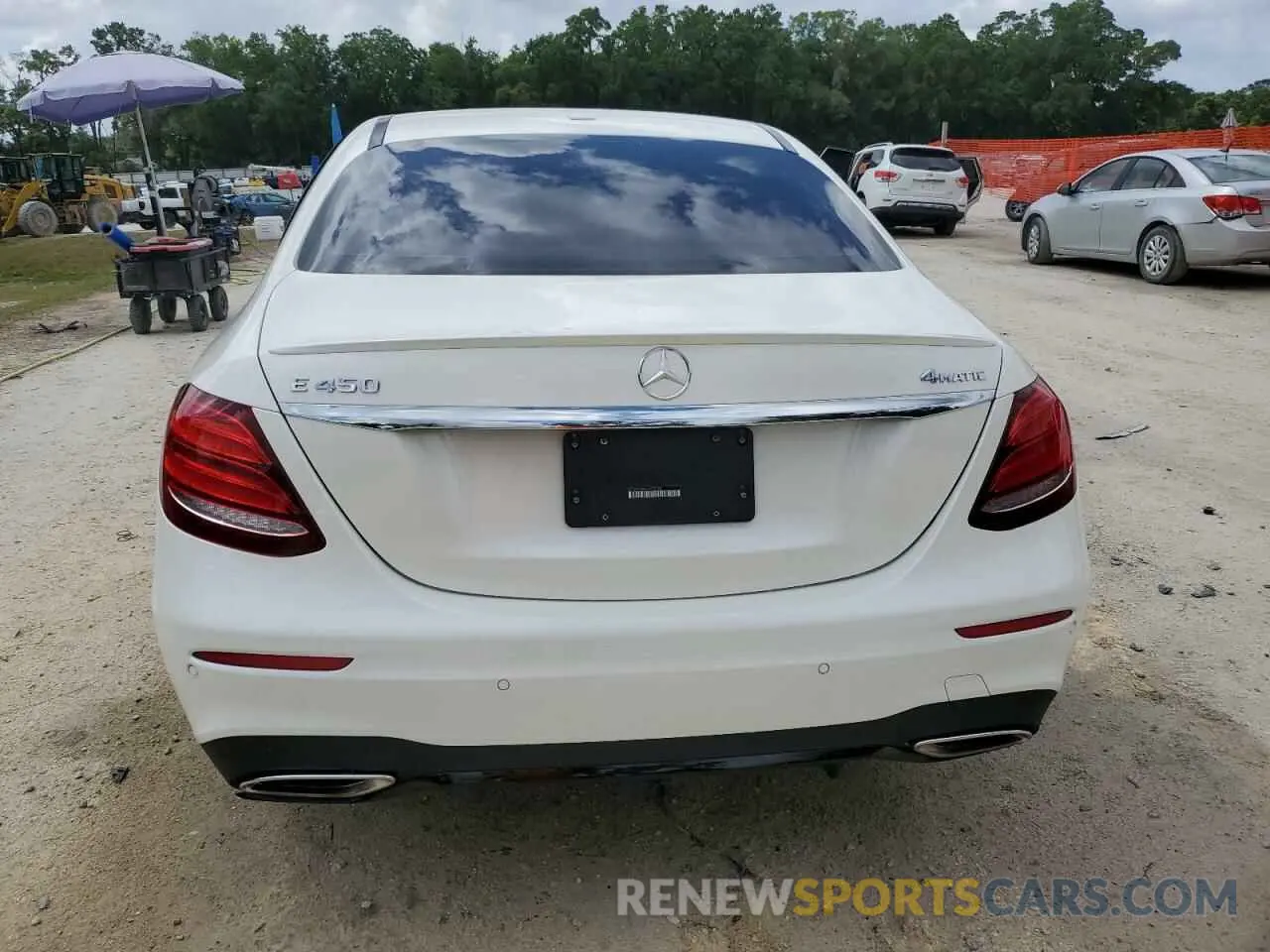 6 Photograph of a damaged car W1KZF6JB9LA773174 MERCEDES-BENZ E-CLASS 2020