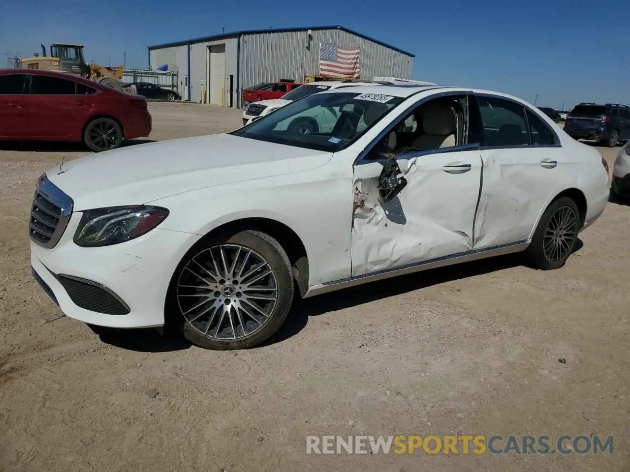 1 Фотография поврежденного автомобиля W1KZF8DB0LA827095 MERCEDES-BENZ E-CLASS 2020