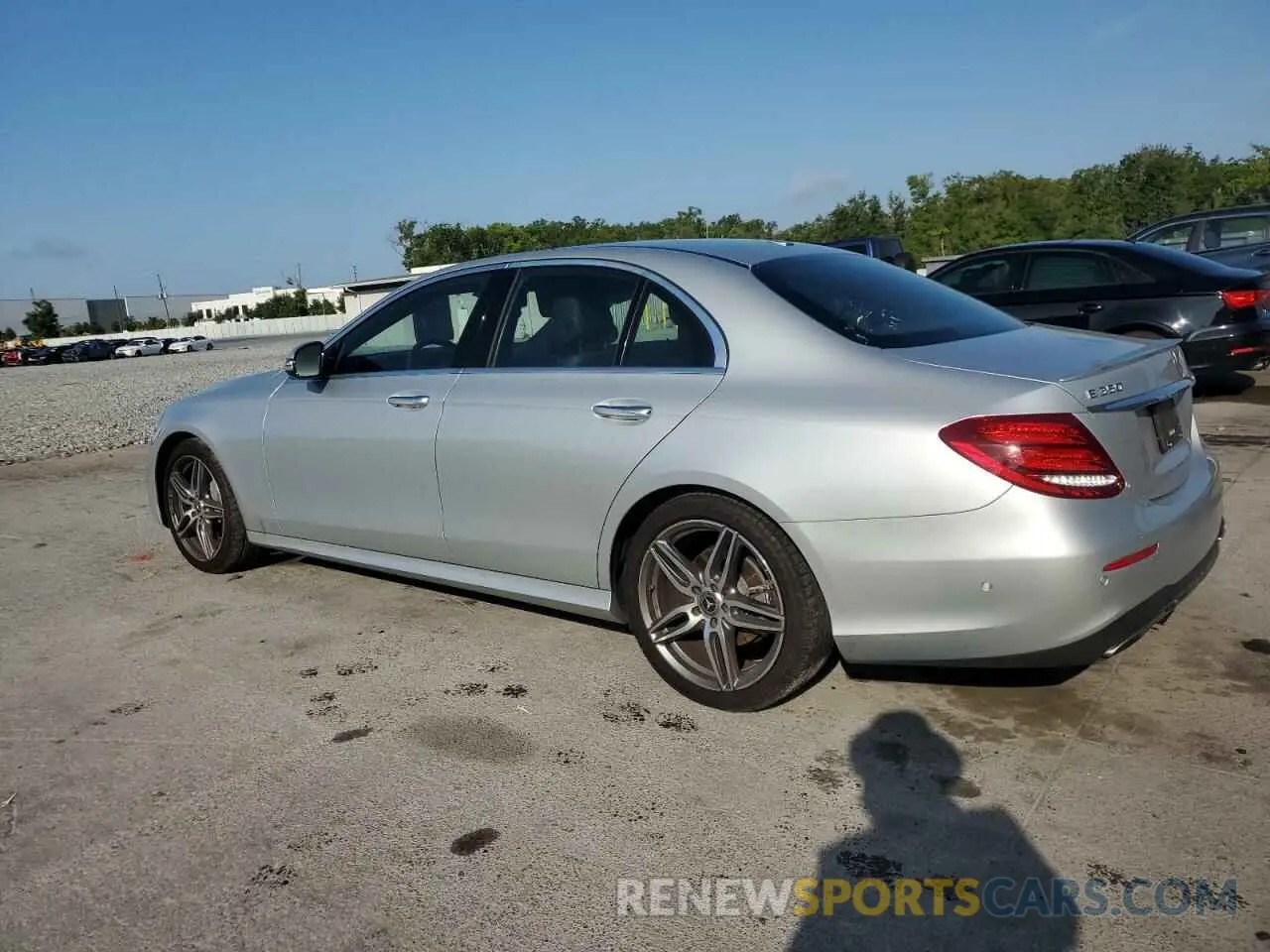 2 Photograph of a damaged car W1KZF8DB2LA828359 MERCEDES-BENZ E-CLASS 2020