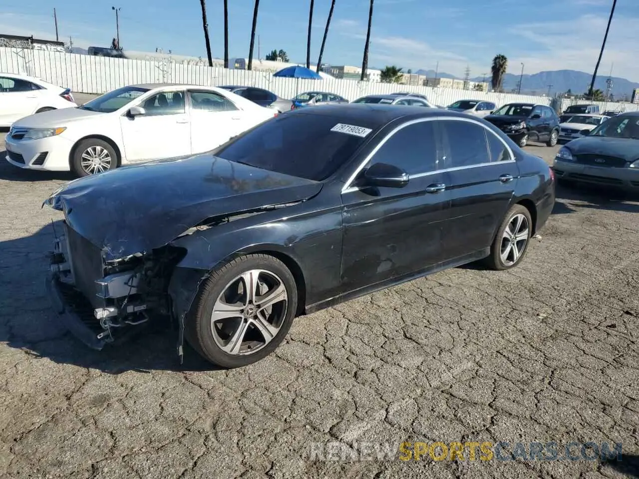 1 Фотография поврежденного автомобиля W1KZF8DB2LA846585 MERCEDES-BENZ E-CLASS 2020