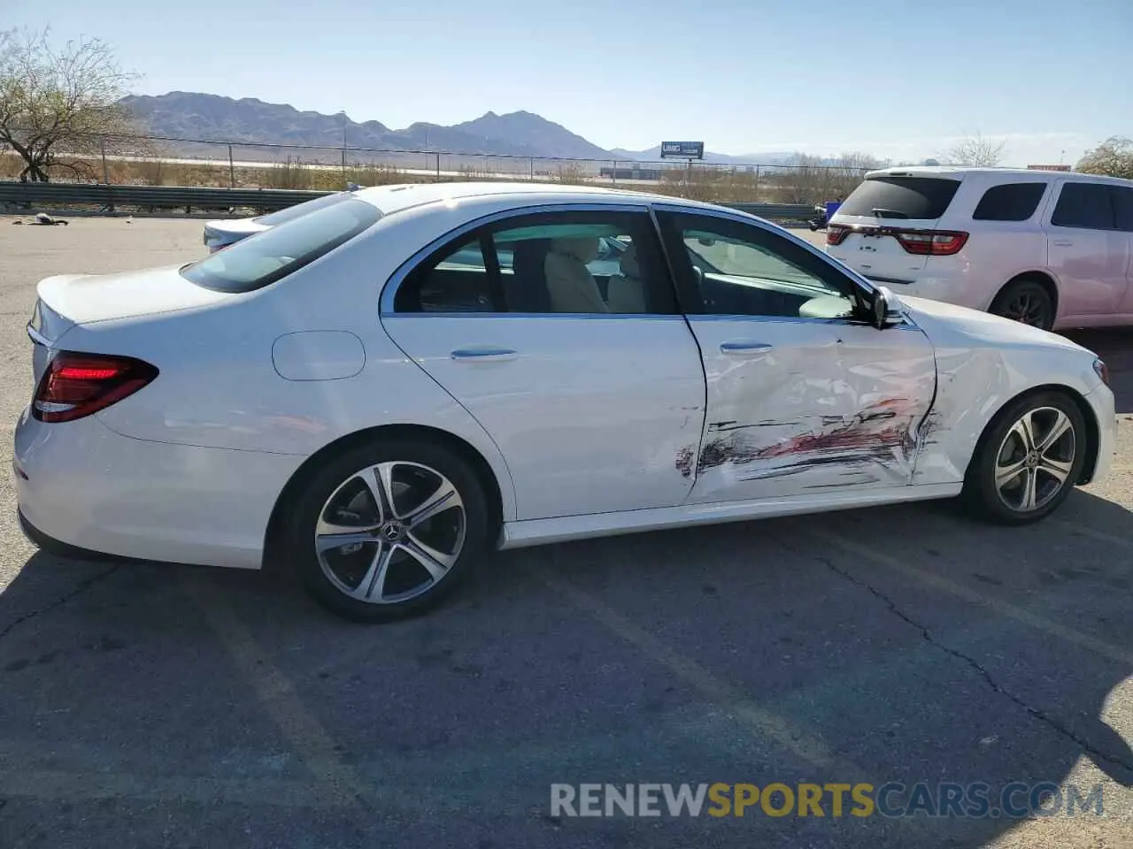 3 Photograph of a damaged car W1KZF8DB3LA821940 MERCEDES-BENZ E-CLASS 2020