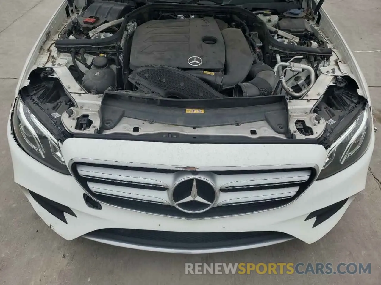 11 Photograph of a damaged car W1KZF8DB4LA821011 MERCEDES-BENZ E-CLASS 2020
