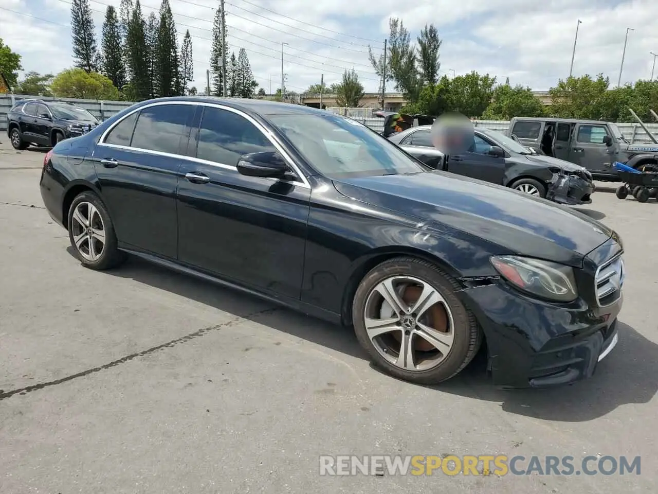 4 Photograph of a damaged car W1KZF8DB5LA829408 MERCEDES-BENZ E-CLASS 2020