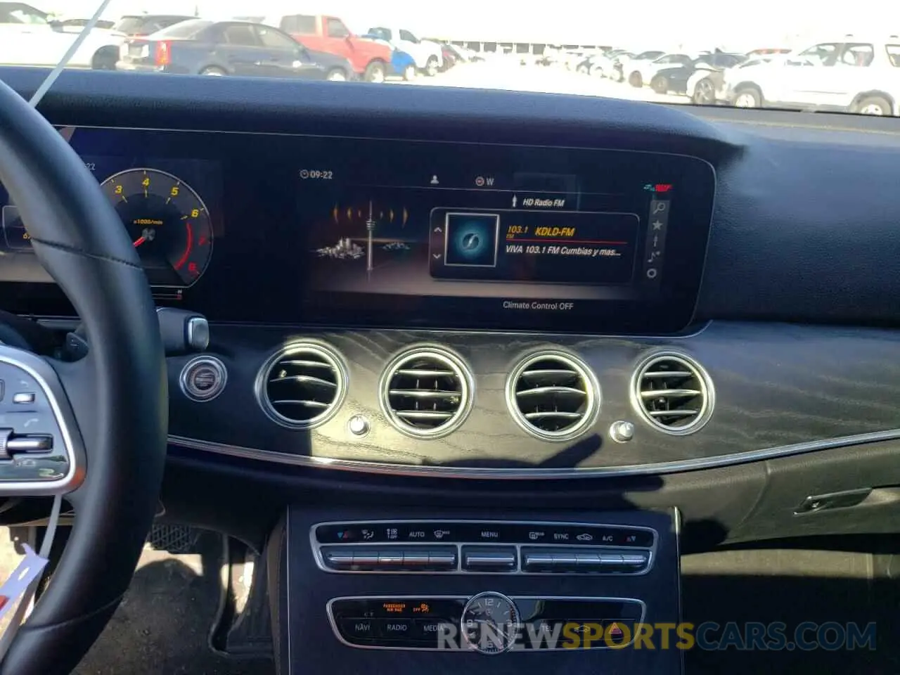 9 Photograph of a damaged car W1KZF8DB6LA768019 MERCEDES-BENZ E CLASS 2020
