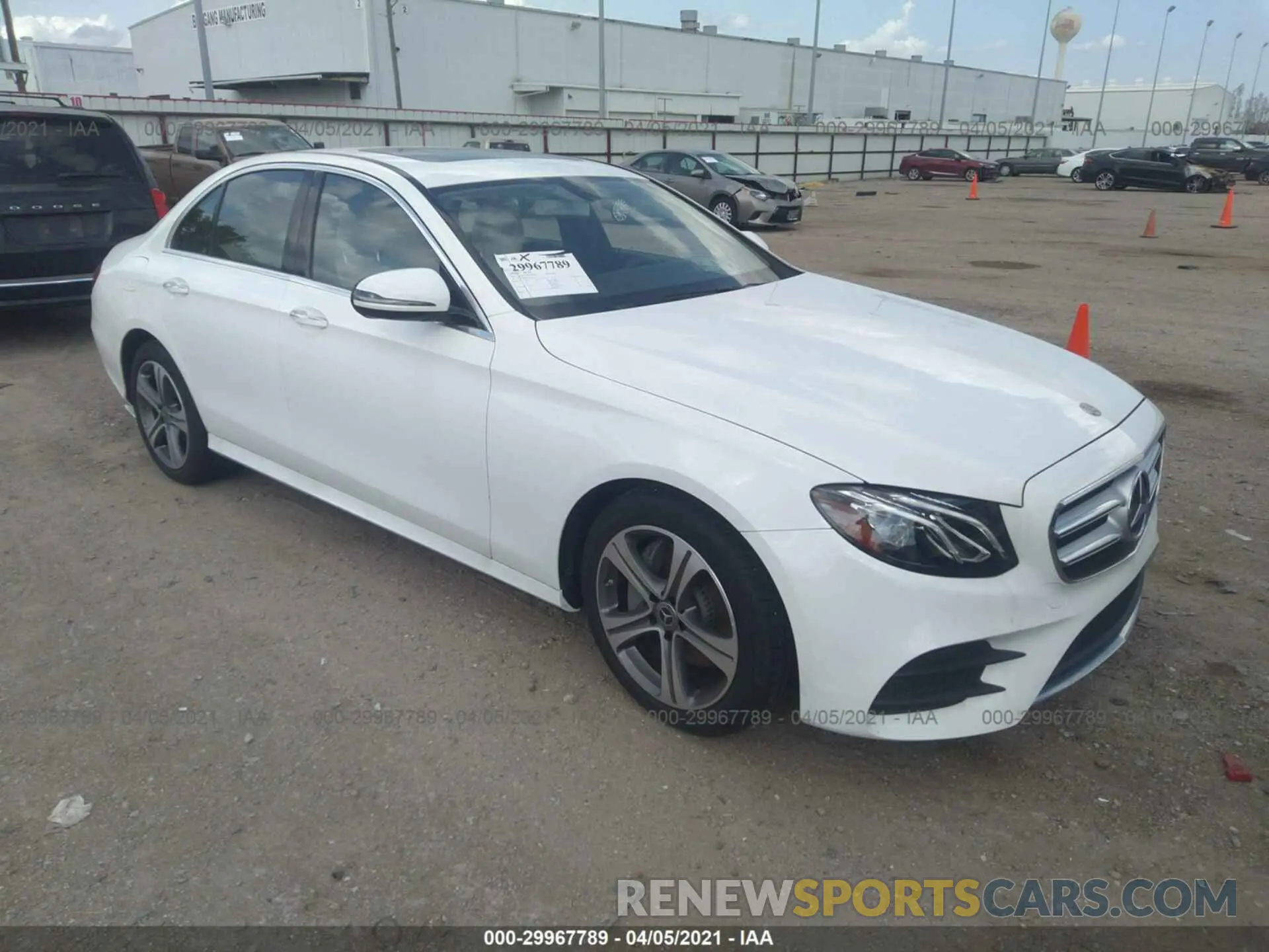1 Photograph of a damaged car W1KZF8DB8LA810318 MERCEDES-BENZ E-CLASS 2020