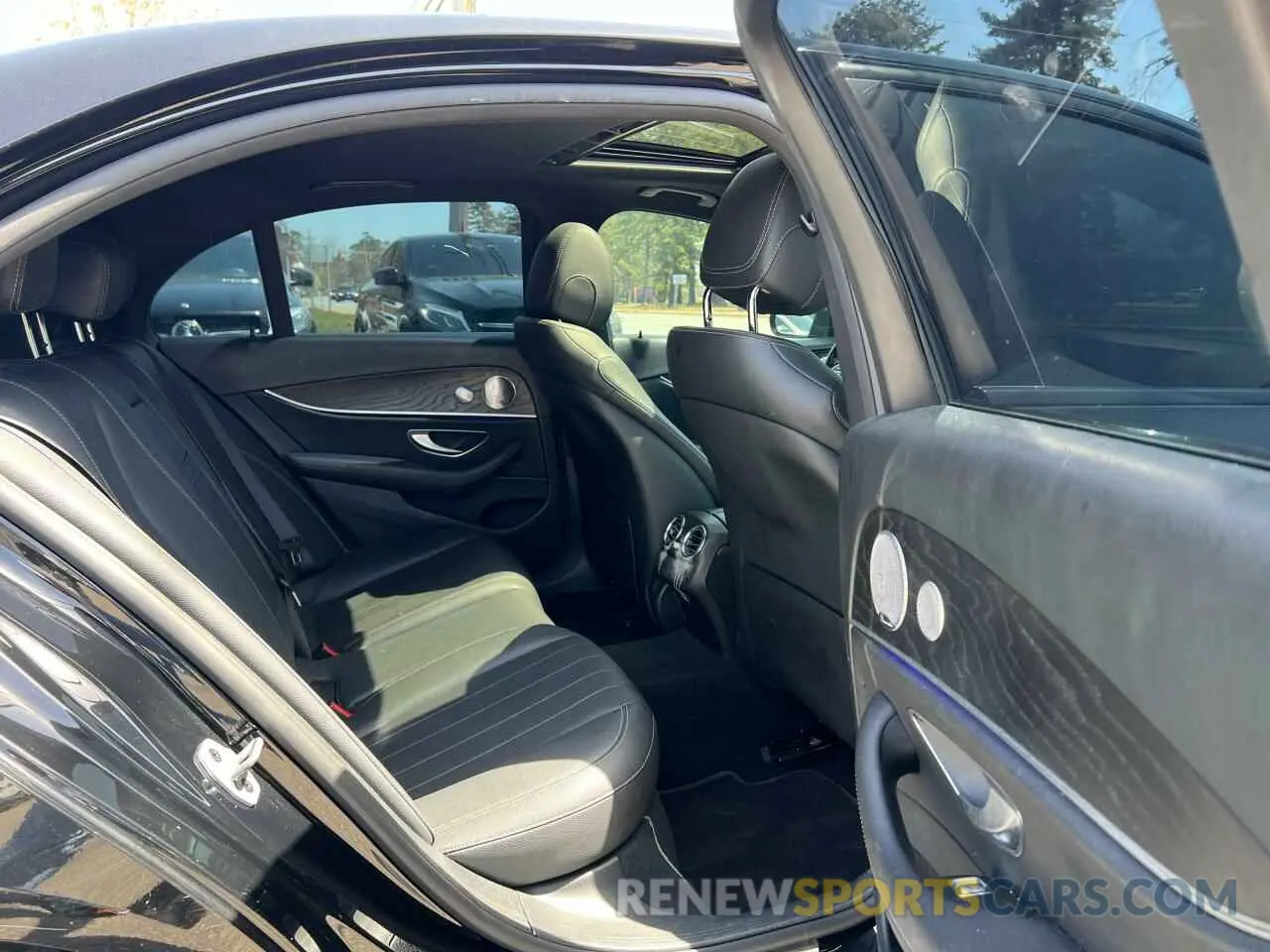 6 Photograph of a damaged car W1KZF8DBXLA841120 MERCEDES-BENZ E-CLASS 2020