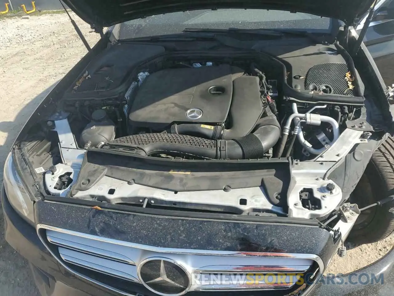 11 Фотография поврежденного автомобиля W1KZF8EB1LA801023 MERCEDES-BENZ E-CLASS 2020