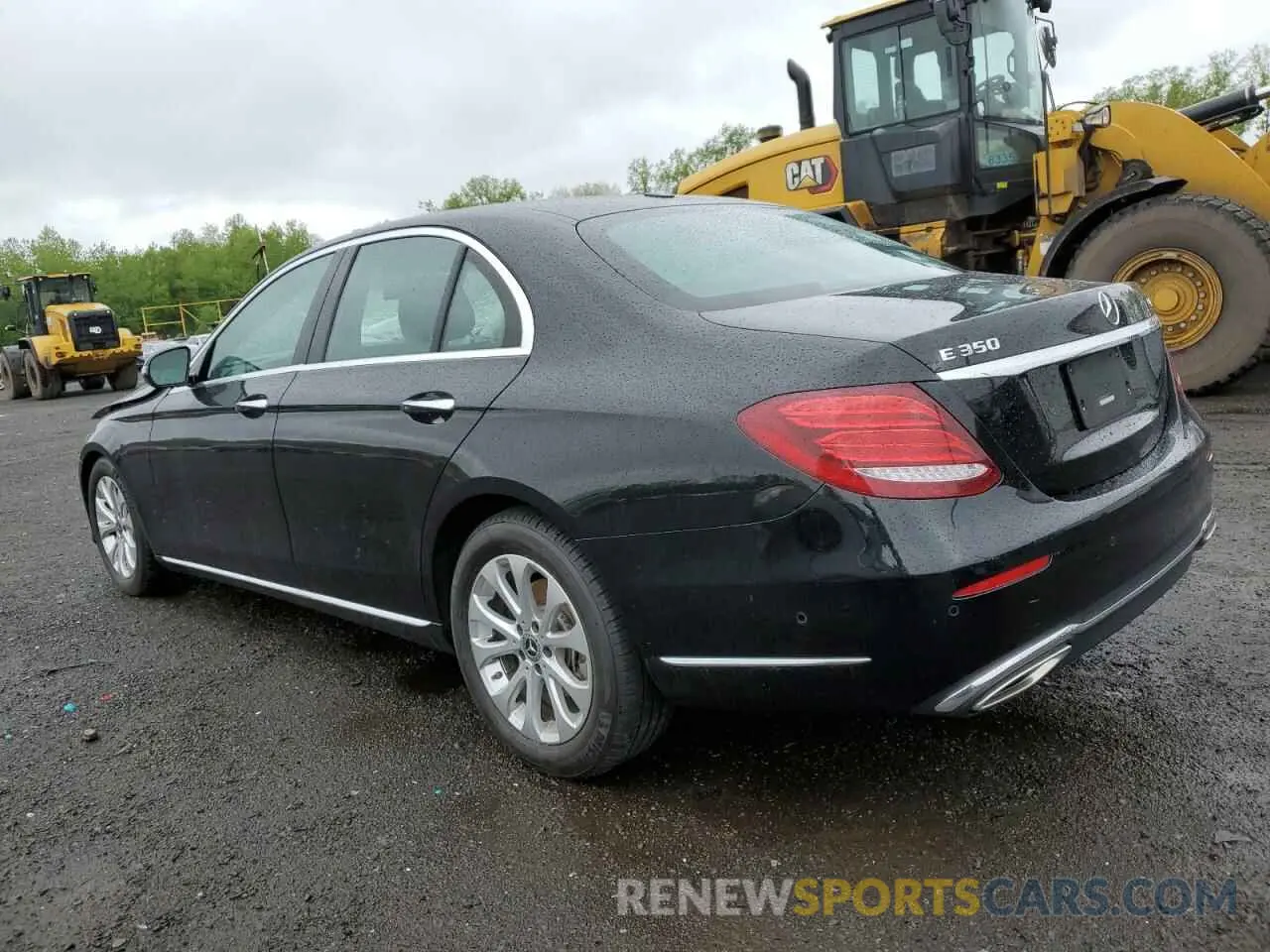 2 Photograph of a damaged car W1KZF8EB3LA824464 MERCEDES-BENZ E-CLASS 2020