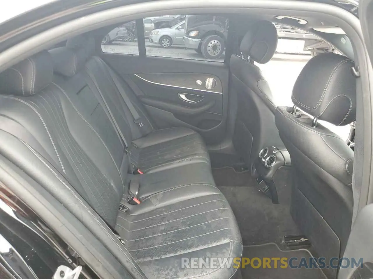 10 Фотография поврежденного автомобиля W1KZF8EB5LA839211 MERCEDES-BENZ E-CLASS 2020