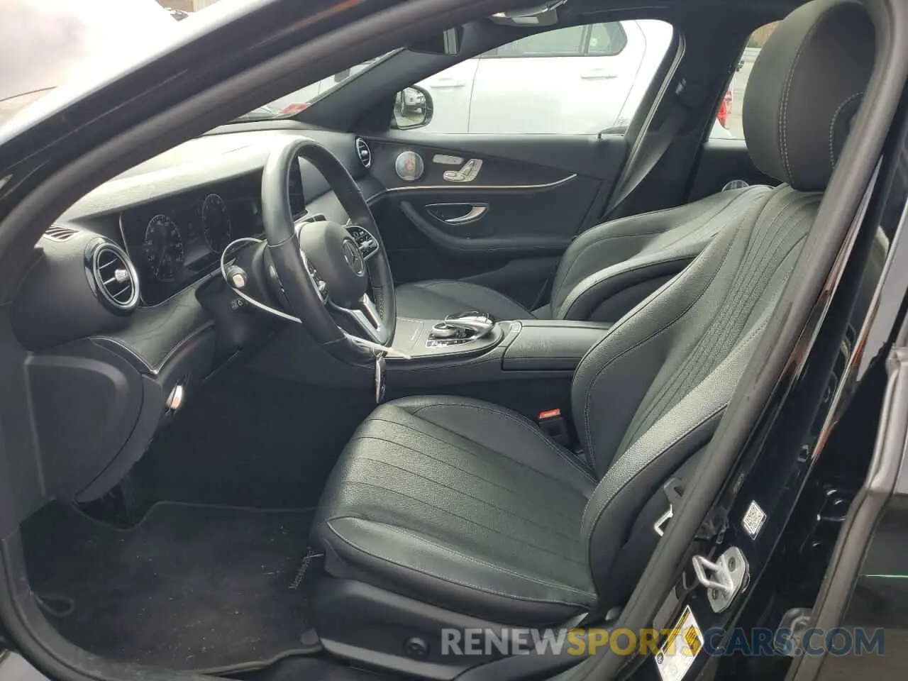 7 Photograph of a damaged car W1KZF8EB8LA811757 MERCEDES-BENZ E-CLASS 2020