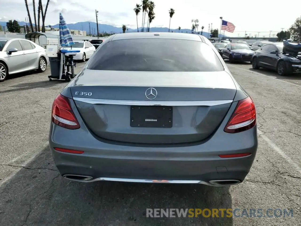 6 Photograph of a damaged car WDDZF8DB1LA703868 MERCEDES-BENZ E-CLASS 2020