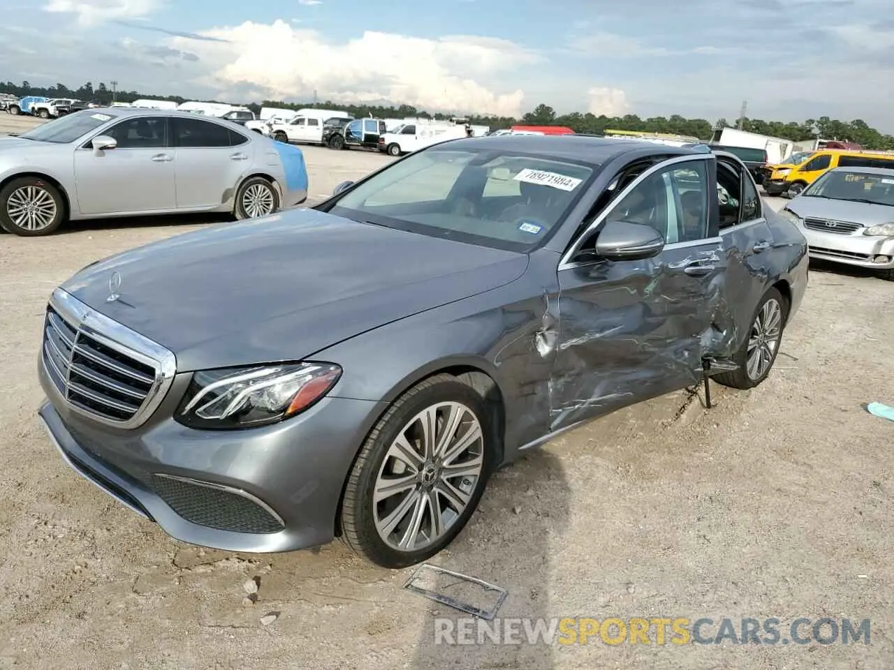 1 Photograph of a damaged car WDDZF8DB1LA737311 MERCEDES-BENZ E-CLASS 2020