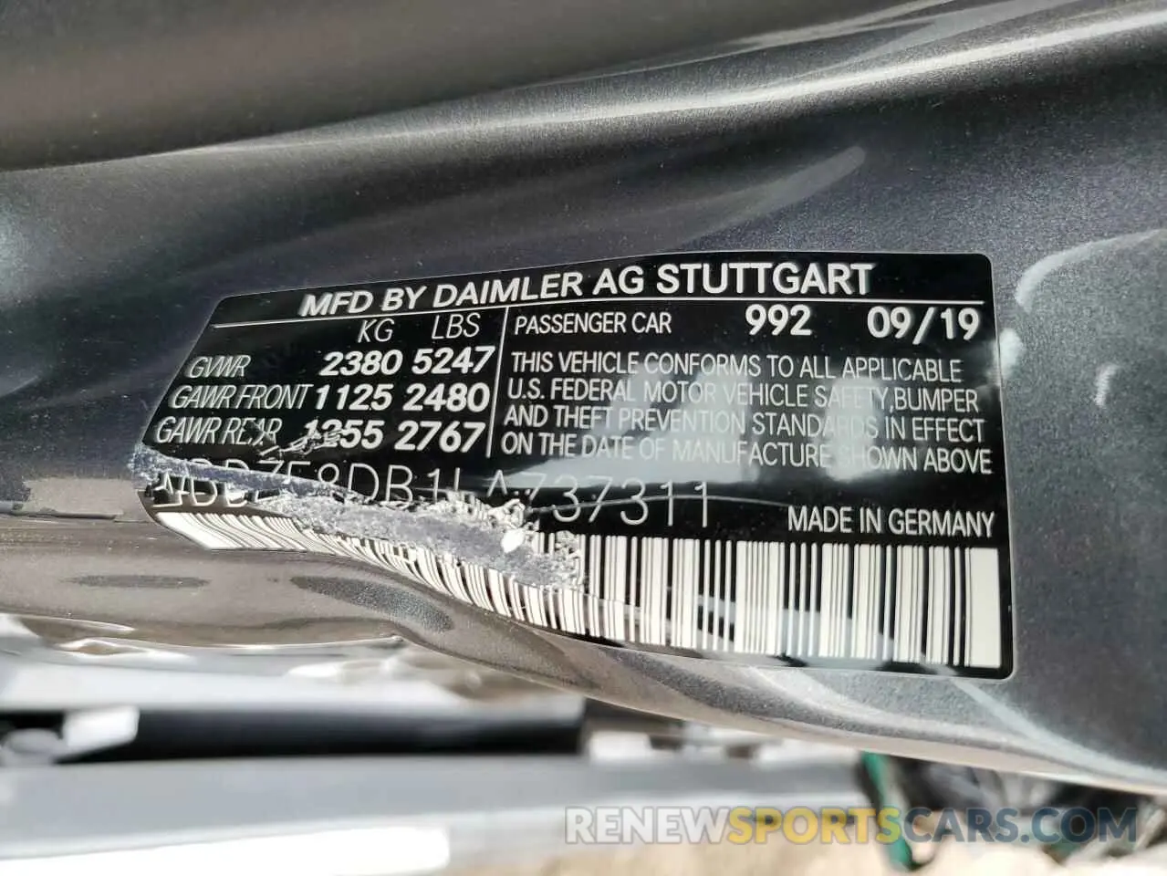 12 Photograph of a damaged car WDDZF8DB1LA737311 MERCEDES-BENZ E-CLASS 2020