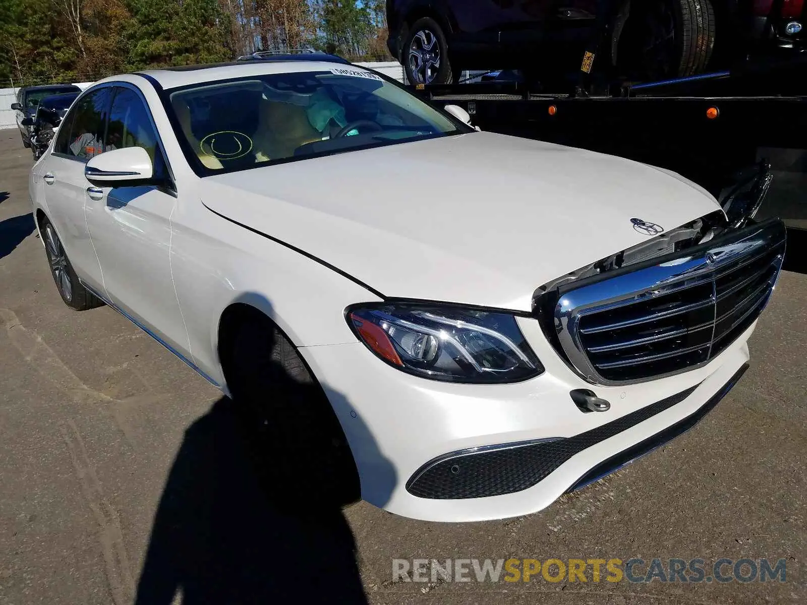 1 Photograph of a damaged car WDDZF8DB2LA733042 MERCEDES-BENZ E CLASS 2020