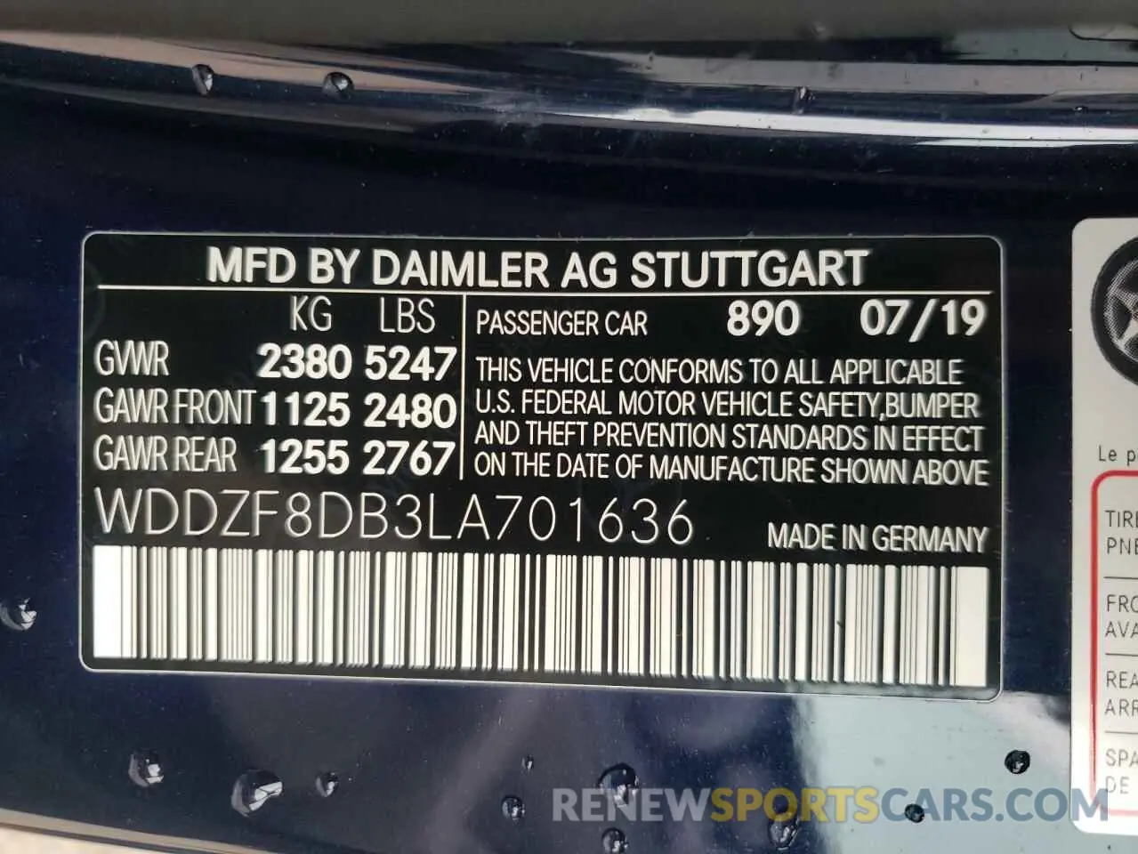 10 Photograph of a damaged car WDDZF8DB3LA701636 MERCEDES-BENZ E-CLASS 2020