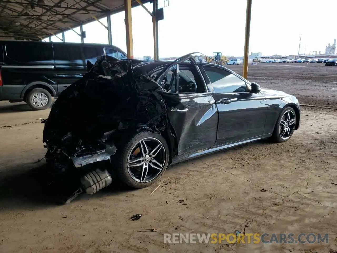 3 Photograph of a damaged car WDDZF8DB4LA711219 MERCEDES-BENZ E-CLASS 2020