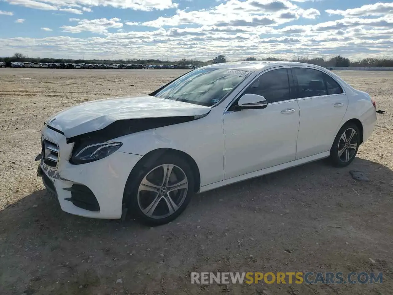 1 Фотография поврежденного автомобиля WDDZF8DB5LA716056 MERCEDES-BENZ E-CLASS 2020