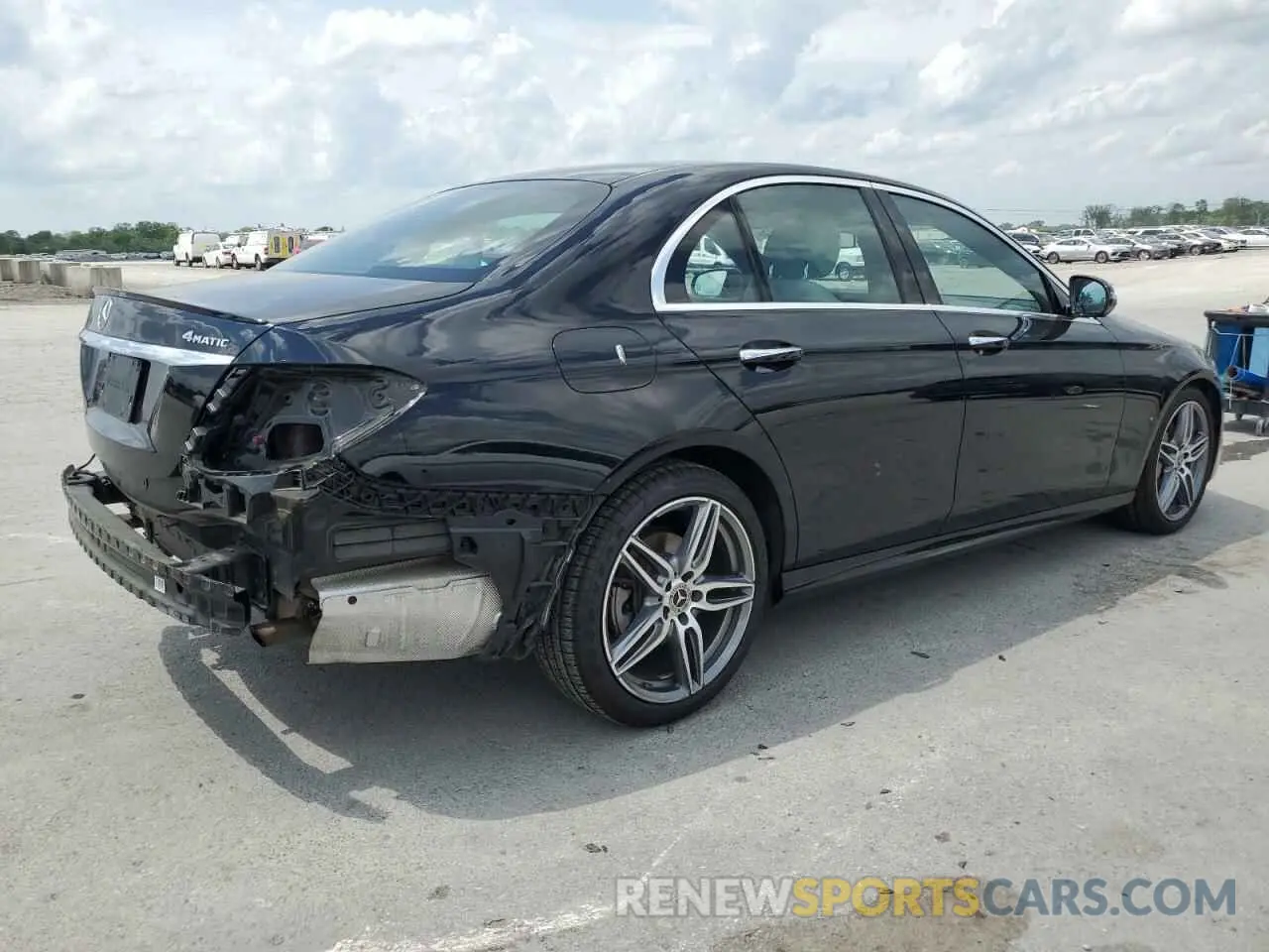 3 Photograph of a damaged car WDDZF8EB1LA701701 MERCEDES-BENZ E-CLASS 2020