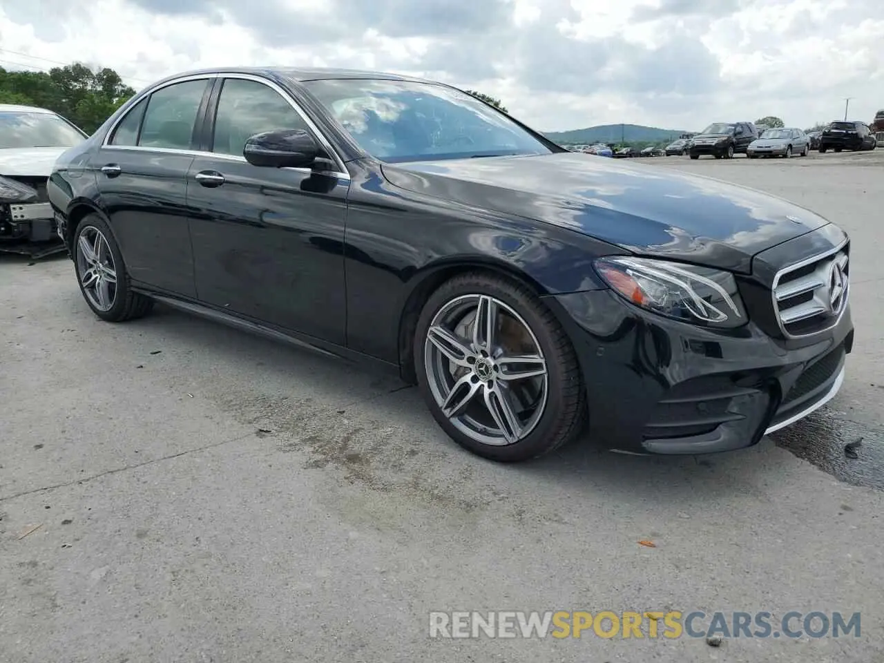 4 Photograph of a damaged car WDDZF8EB1LA701701 MERCEDES-BENZ E-CLASS 2020
