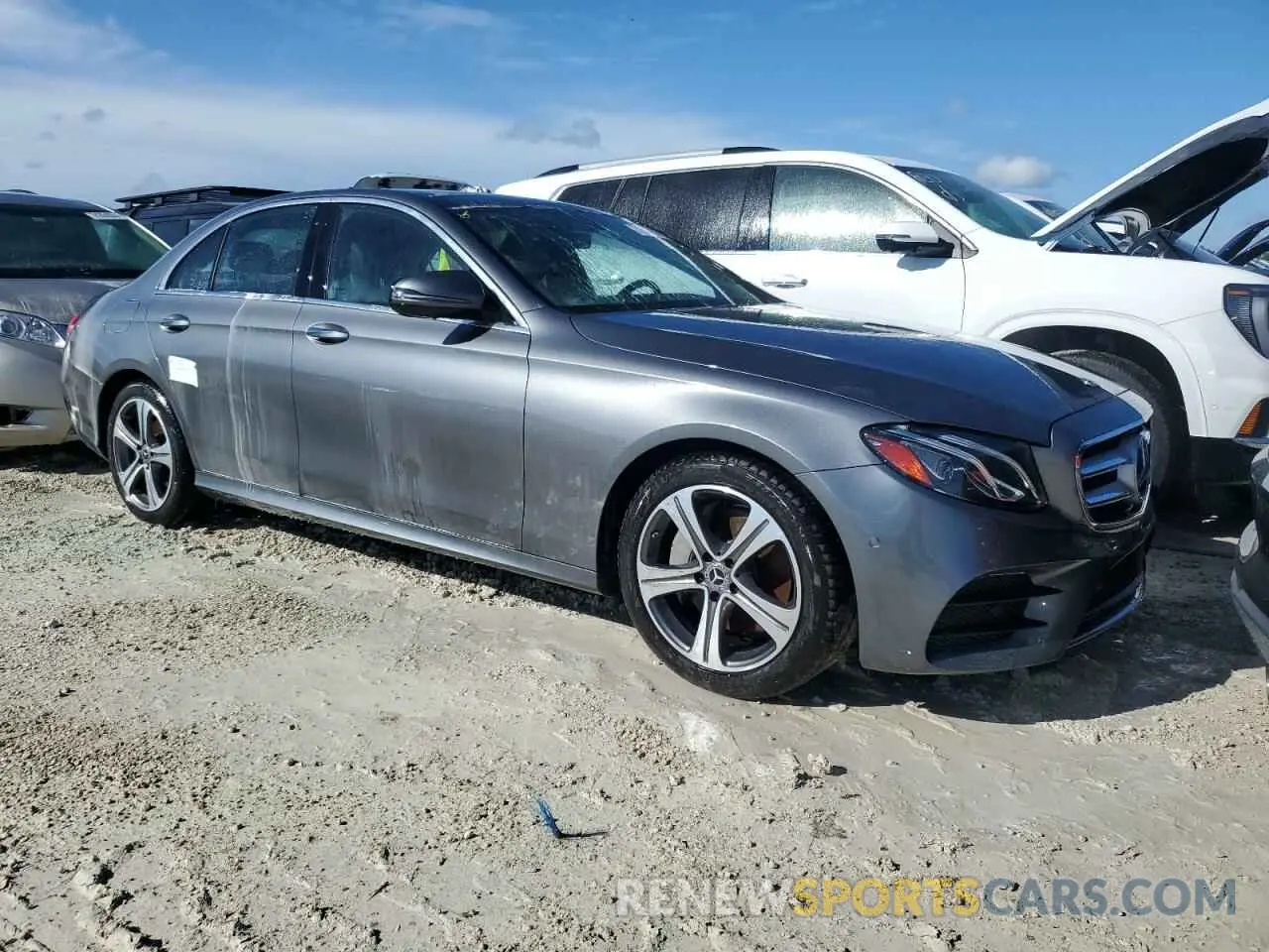 4 Photograph of a damaged car WDDZF8EB5LA750304 MERCEDES-BENZ E-CLASS 2020