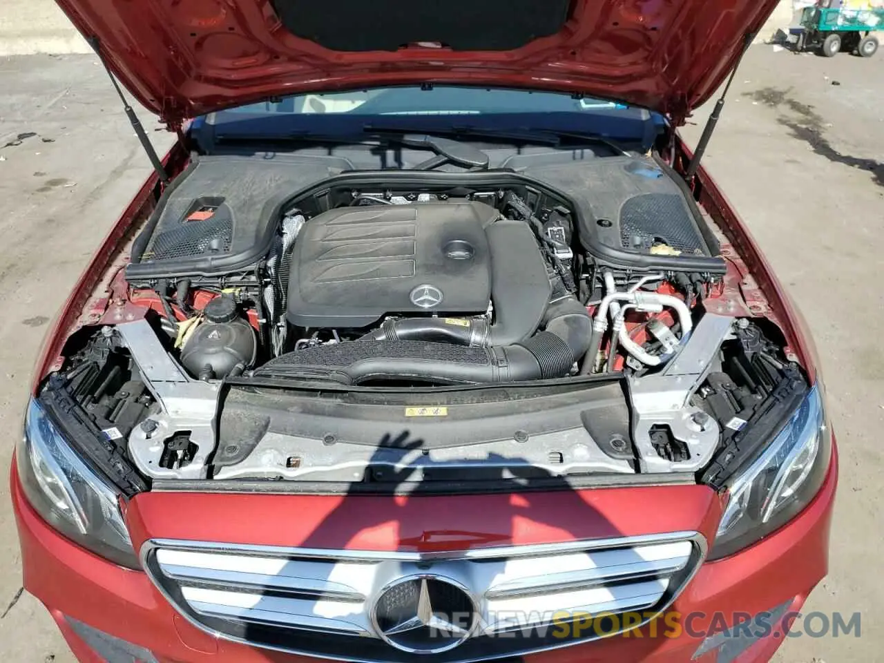 11 Photograph of a damaged car WDDZF8EB6LA754412 MERCEDES-BENZ E-CLASS 2020