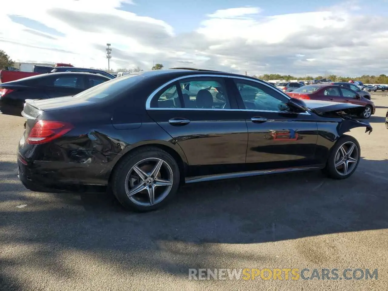 3 Фотография поврежденного автомобиля WDDZF8EB8LA703123 MERCEDES-BENZ E-CLASS 2020