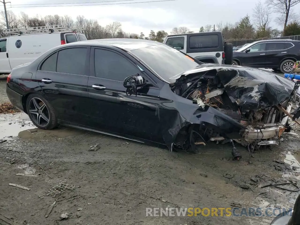 4 Фотография поврежденного автомобиля WDDZF8EB8LA711559 MERCEDES-BENZ E-CLASS 2020