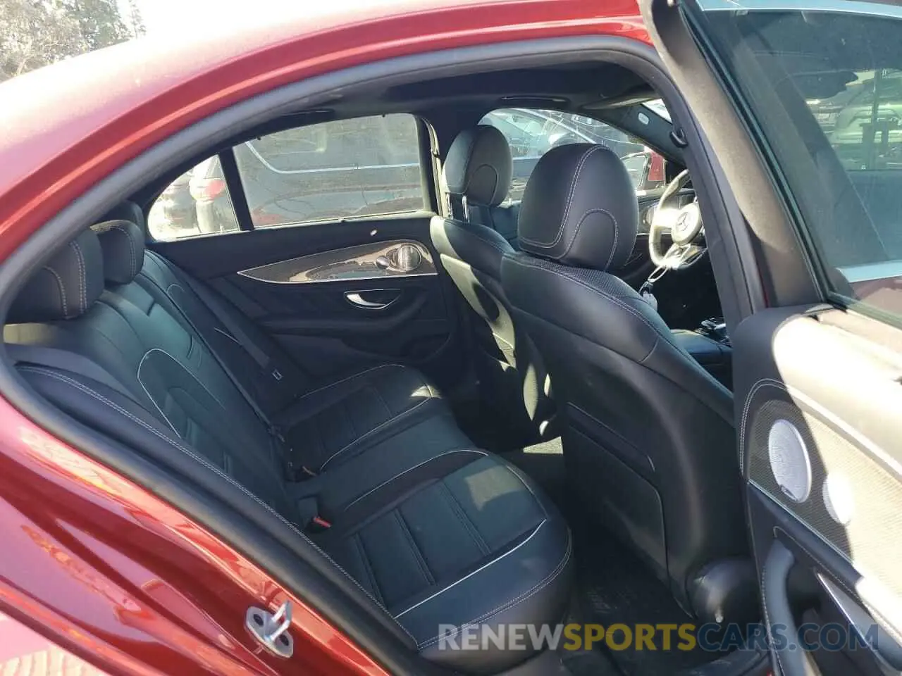10 Photograph of a damaged car WDDZF8KB0LA700897 MERCEDES-BENZ E-CLASS 2020