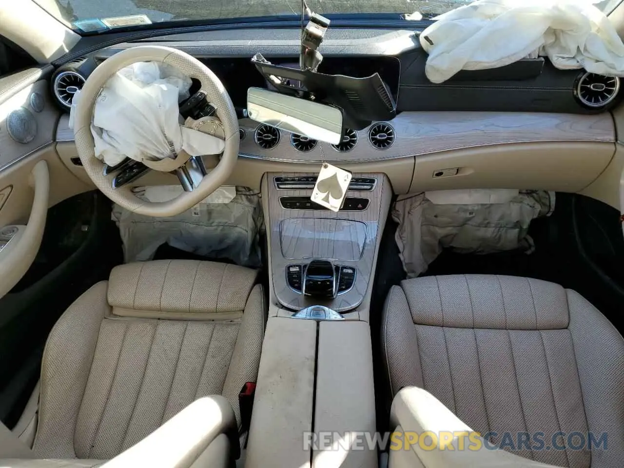 8 Photograph of a damaged car W1K1K5KB6MF157504 MERCEDES-BENZ E-CLASS 2021