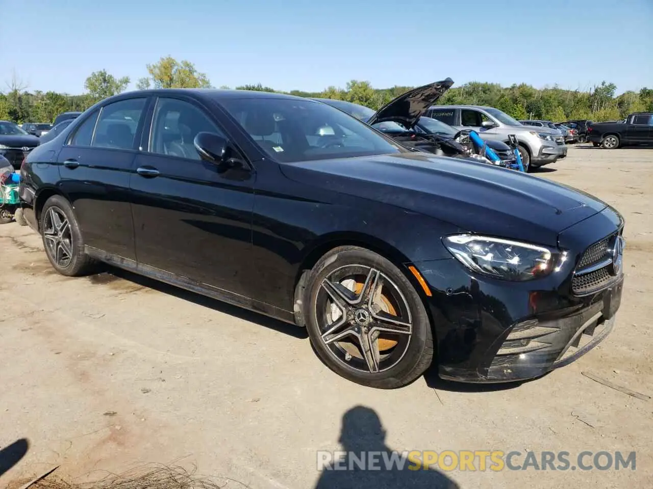 4 Photograph of a damaged car W1KZF5KB5MA935182 MERCEDES-BENZ E-CLASS 2021