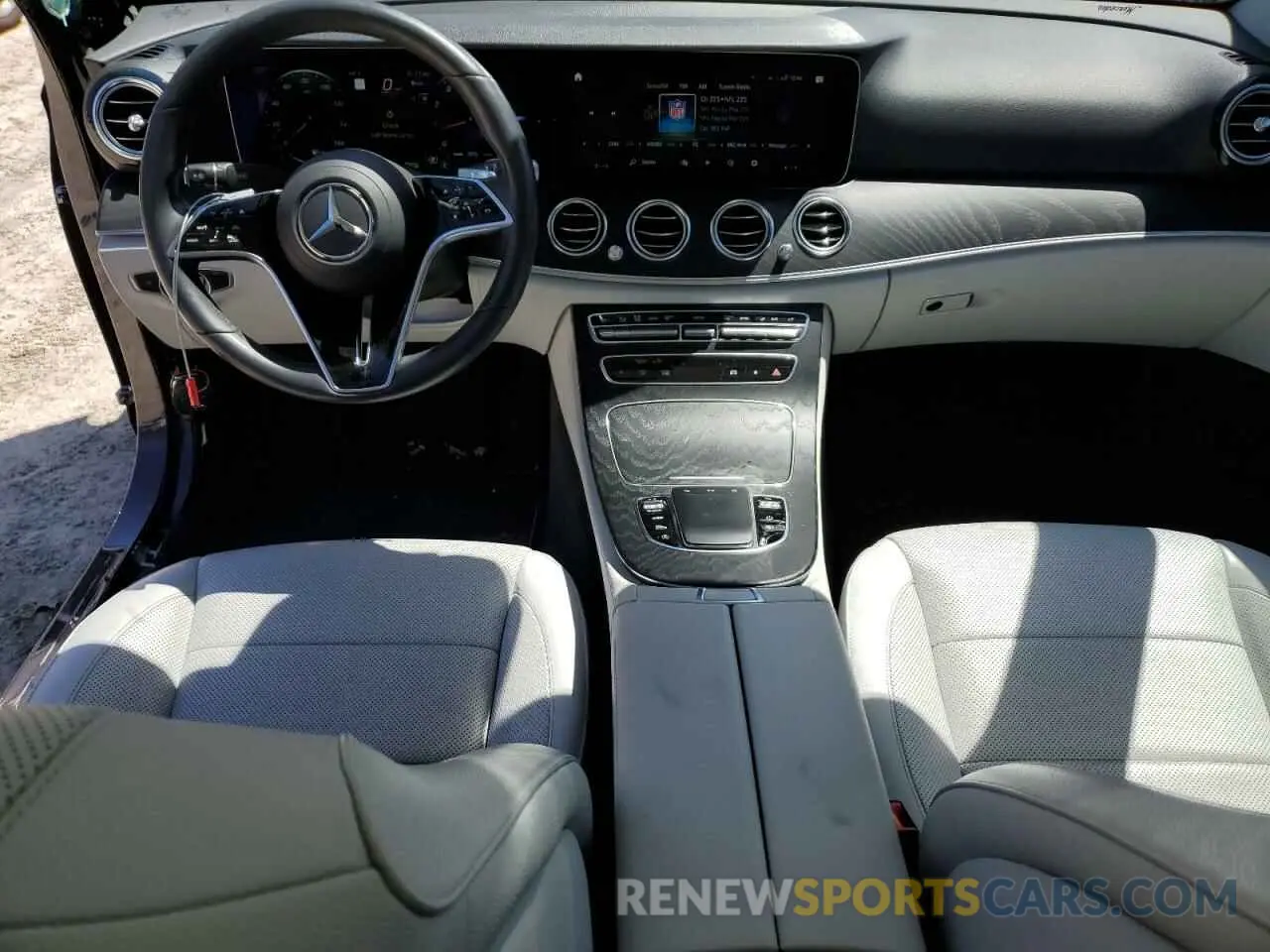 8 Photograph of a damaged car W1KZF5KB6MA995441 MERCEDES-BENZ E-CLASS 2021