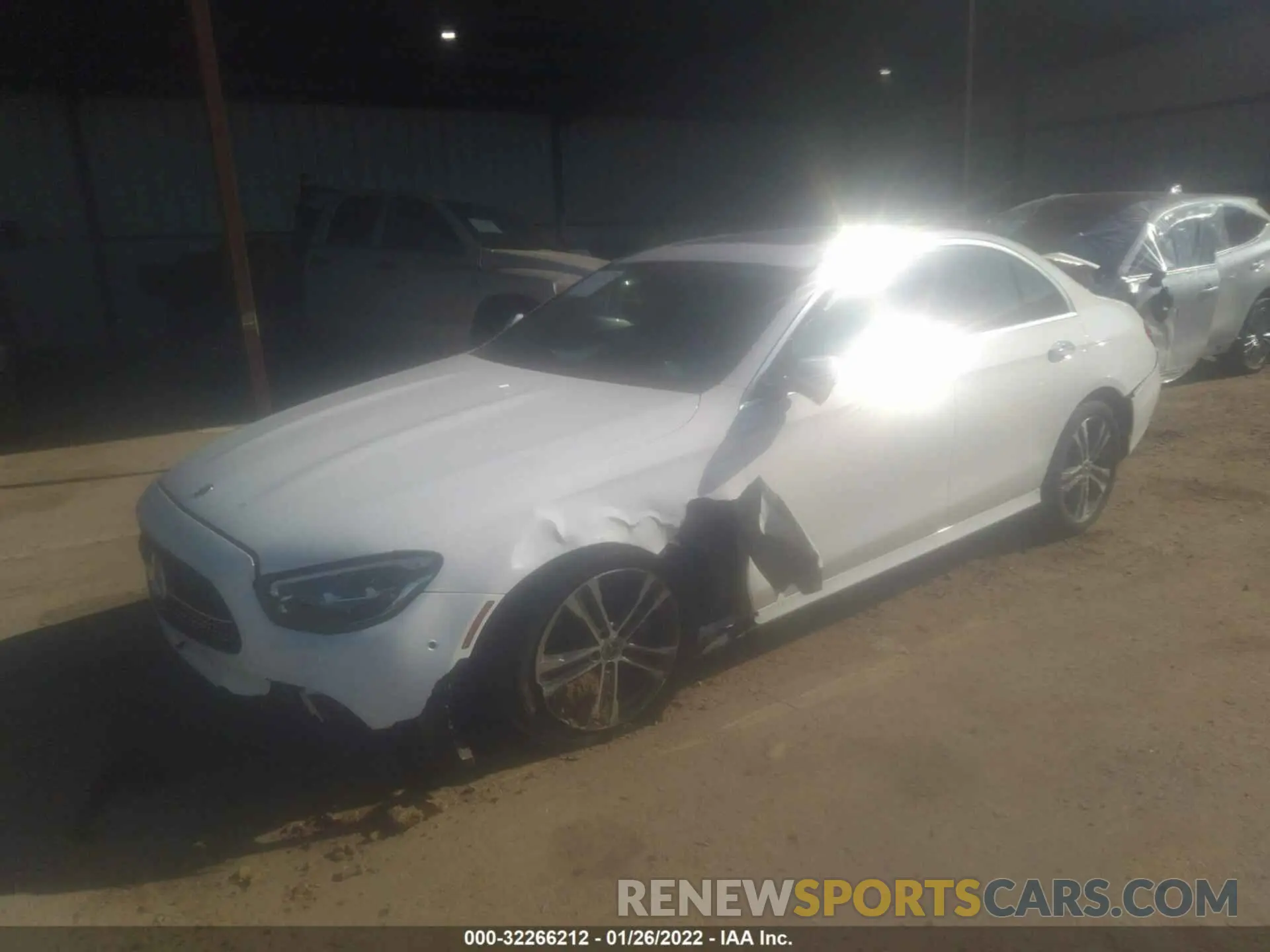 2 Фотография поврежденного автомобиля W1KZF8DB9MA879133 MERCEDES-BENZ E-CLASS 2021