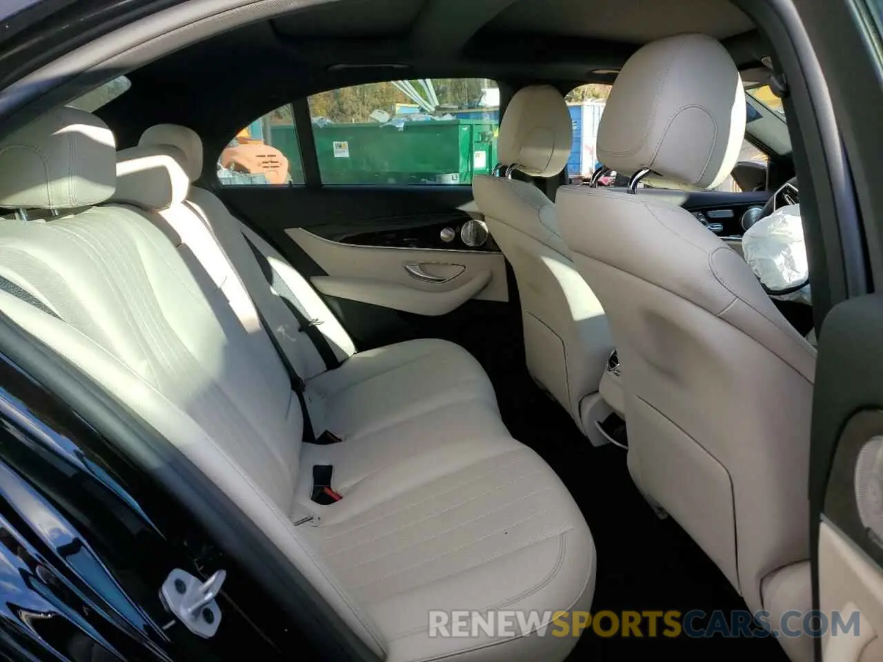10 Photograph of a damaged car W1KZF8DB9MA964909 MERCEDES-BENZ E-CLASS 2021