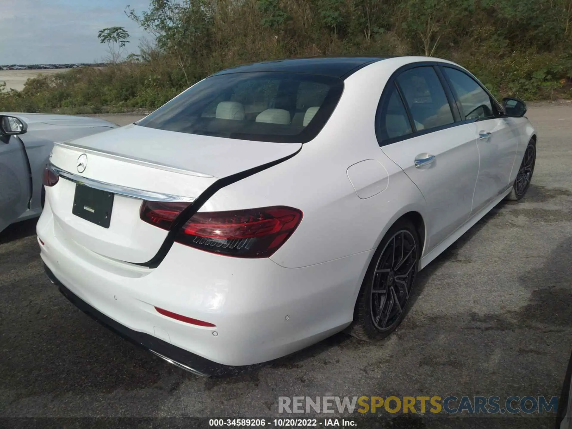 4 Photograph of a damaged car W1KZF8DBXMA964532 MERCEDES-BENZ E-CLASS 2021