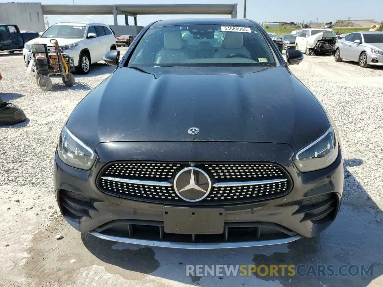 5 Photograph of a damaged car W1KZF8EB4MA937518 MERCEDES-BENZ E-CLASS 2021