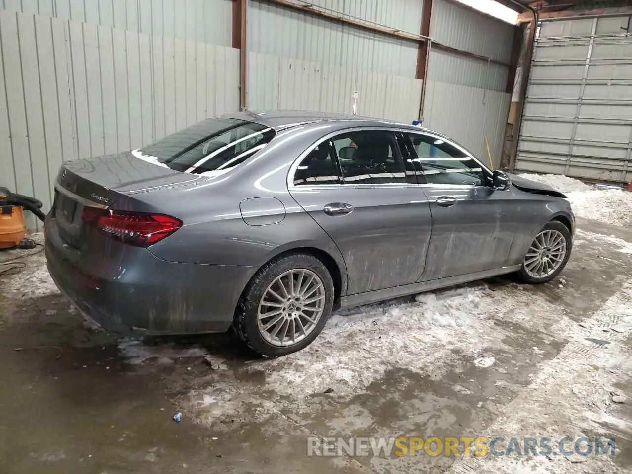 3 Фотография поврежденного автомобиля W1KZF8EB5MA930643 MERCEDES-BENZ E-CLASS 2021