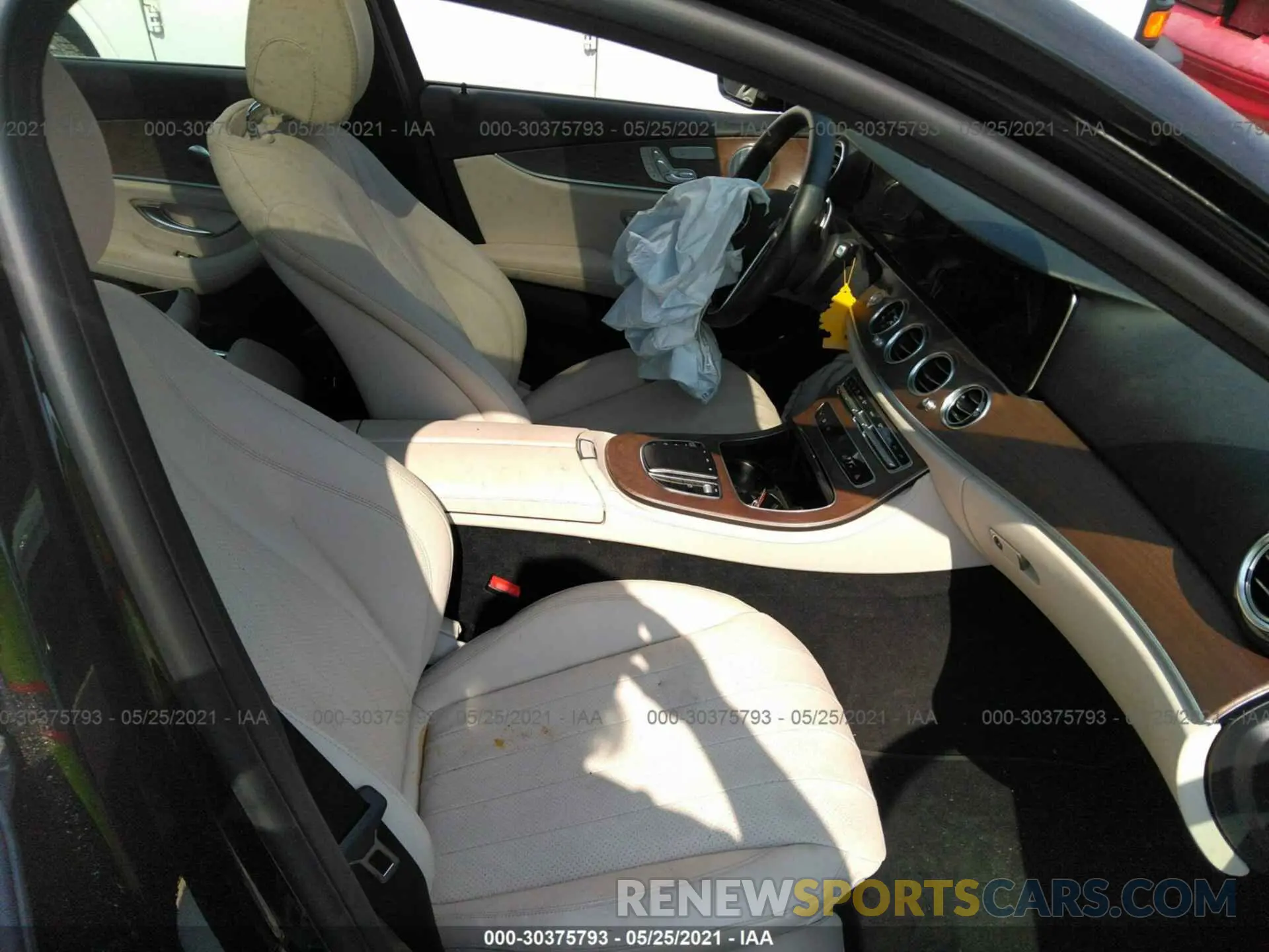 5 Фотография поврежденного автомобиля W1KZF8EB8MA899100 MERCEDES-BENZ E-CLASS 2021