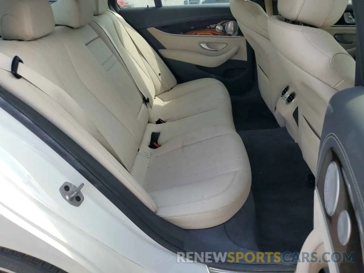 10 Photograph of a damaged car W1KZF8EBXMA922053 MERCEDES-BENZ E-CLASS 2021