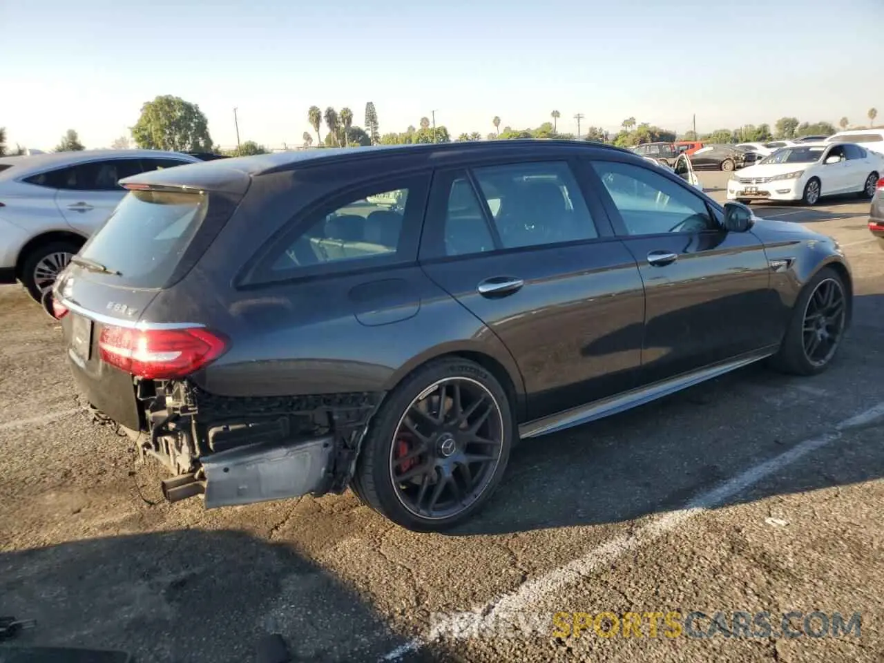 3 Photograph of a damaged car W1KZH8KB0MA976542 MERCEDES-BENZ E-CLASS 2021